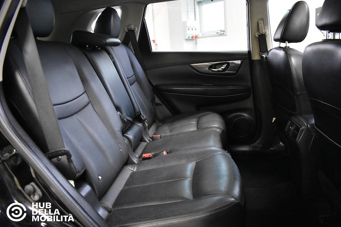 NISSAN X-Trail 1.6 dCi 4WD Tekna